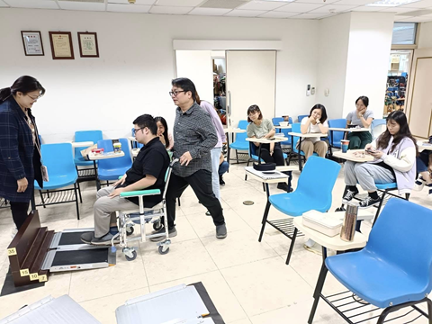 2024年11月6日新北市輔具中心添大斜坡板適配講座