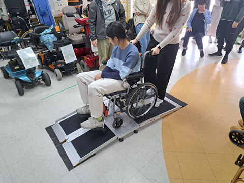 2024年11月28日台北市合宜輔具中心添大斜坡板適配講座