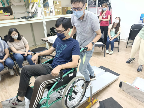 2024年11月11日台中市北區輔具中心添大斜坡板適配講座