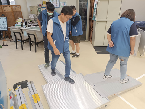 2024年11月12日苗栗縣南區輔具中心添大斜坡板適配講座